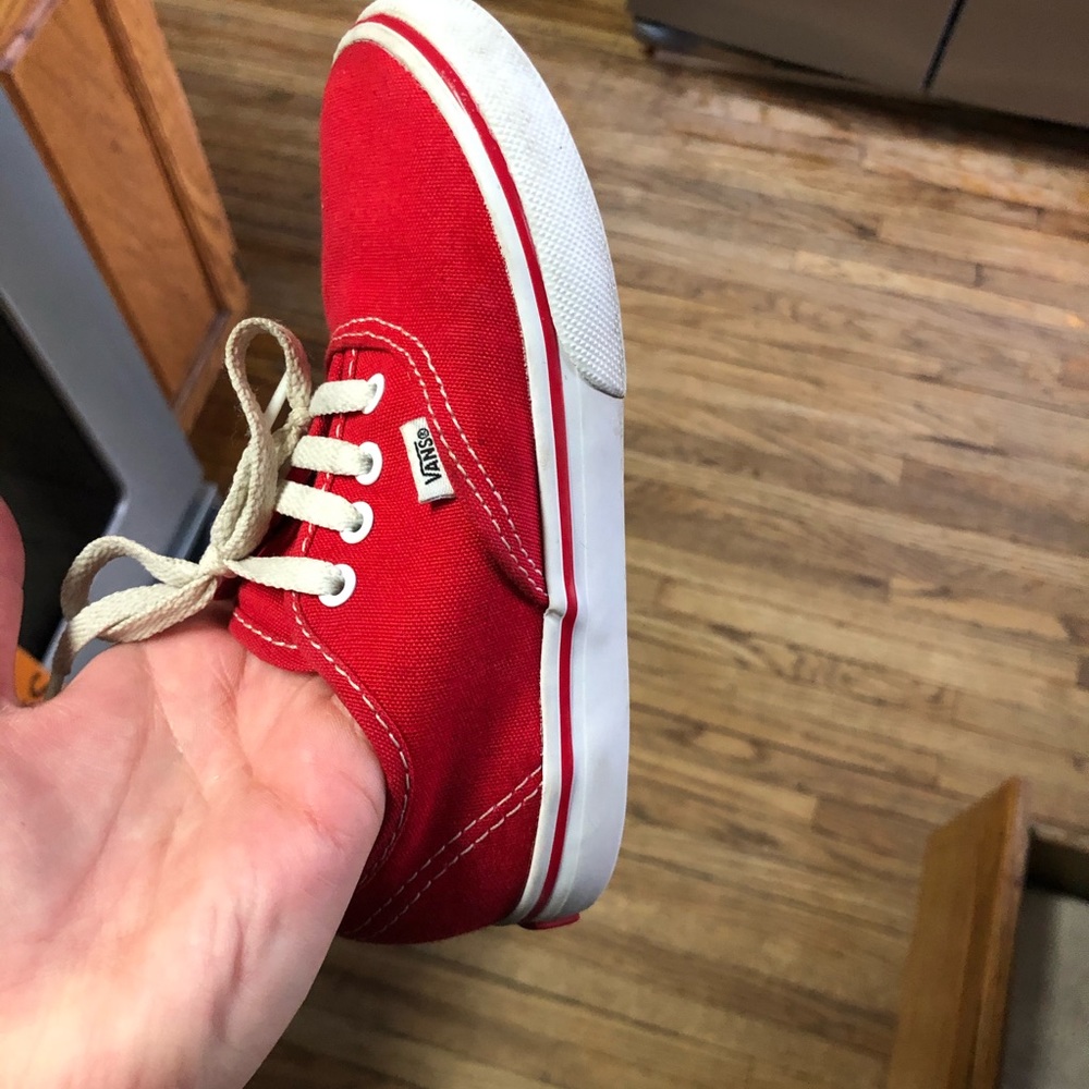 Vans - Picture 4 of 5